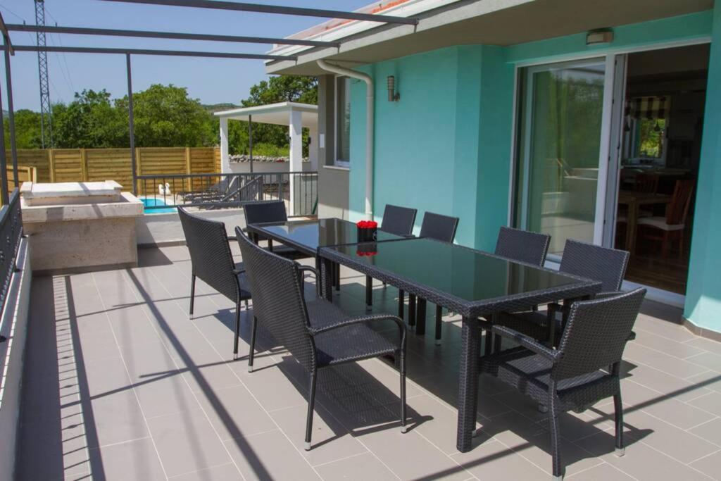 Holiday House Villa Bleu Korusce エクステリア 写真