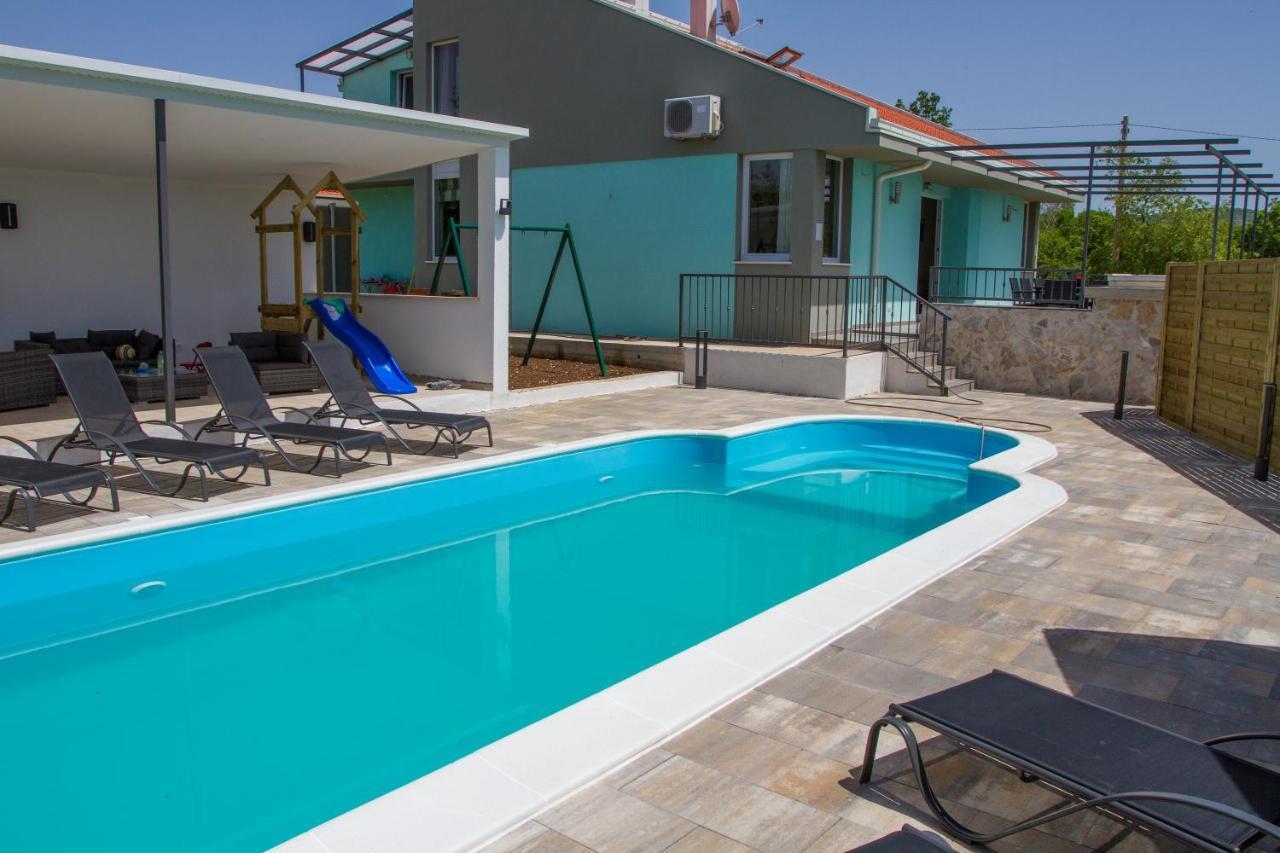 Holiday House Villa Bleu Korusce エクステリア 写真